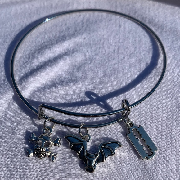 Brand New! Handmade! Adjustable Charm Bangle Bracelet! - Picture 3 of 5